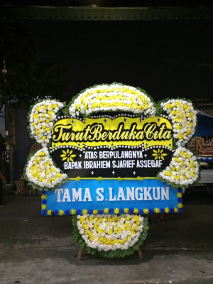 Papan Bunga Duka di Sudimoro